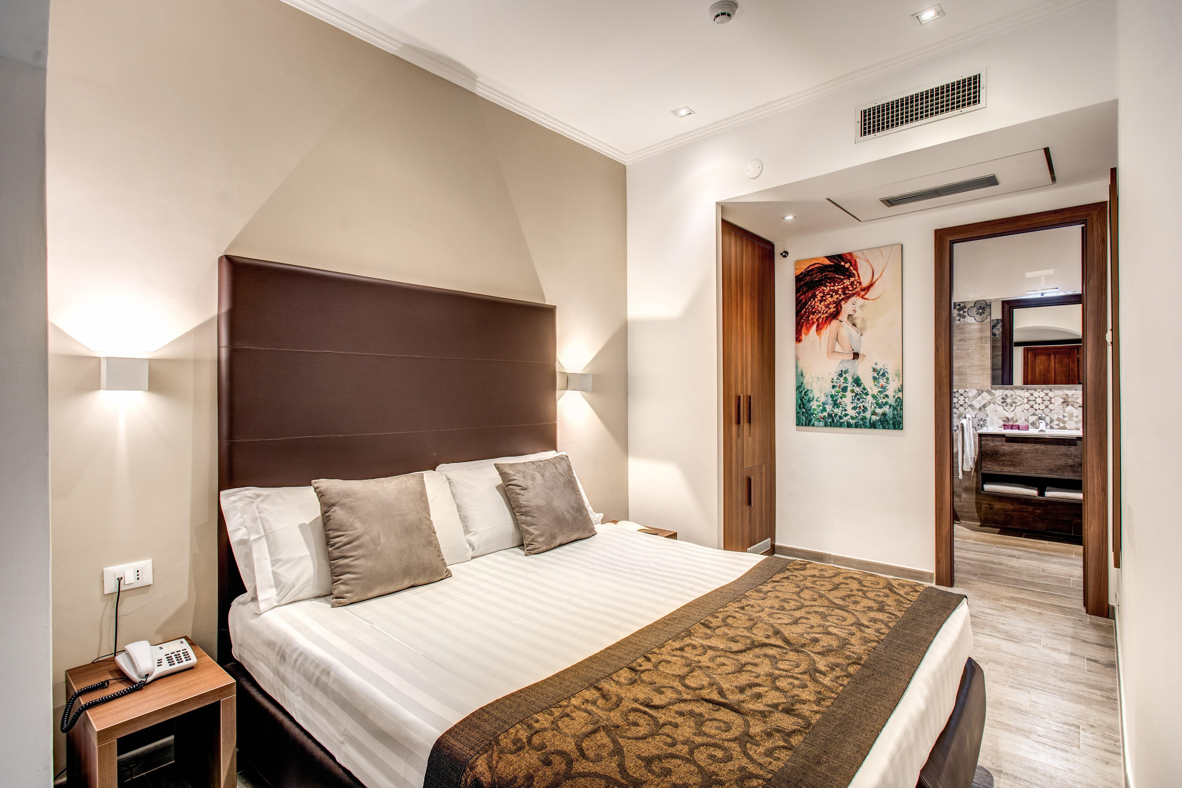 Garden Hotel 3*